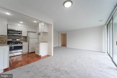 /international/us/1822-metzerott-road-hyattsville-md-110108107575/