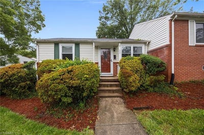 /international/us/525-overlook-street-greensboro-nc-110099830135/