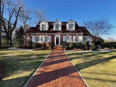 /international/us/260-bexar-avenue-w-hamilton-al-110098498391/