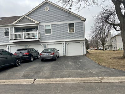 /international/us/1229-ballantrae-place-mundelein-il-110106468523/