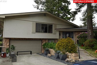 /international/us/821-paradise-ln-brookings-or-110107439075/