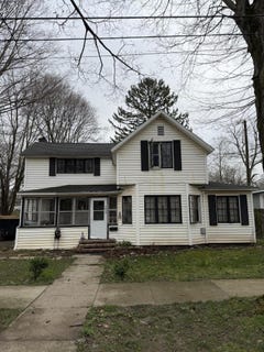 /international/us/1014-seventh-street-three-rivers-mi-110106973979/