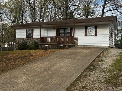 /international/us/706-carroll-street-pocahontas-ar-110108345303/