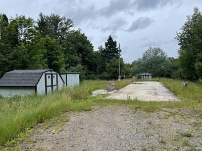 /international/us/e-9858-negilski-road-munising-mi-110106057698/