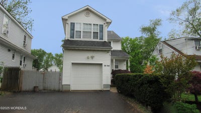 /international/us/22-bond-street-freehold-nj-110101212262/