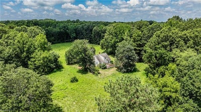 /international/us/3635-weeden-street-staley-nc-110100984835/