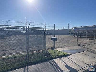 /international/us/2430-m-l-king-st-calexico-ca-110120464759/