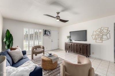 /international/us/8241-n-central-avenue-phoenix-az-110106538277/