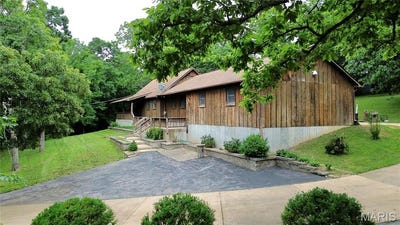 /international/us/5881-bear-creek-road-house-springs-mo-110108655180/