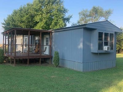 /international/us/6221-sw-10th-st-kingman-ks-110101481212/