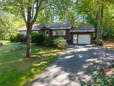 /international/us/45-ledgewood-road-claremont-nh-110110267719/