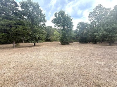 /international/us/121-ranch-road-saddlebrooke-mo-110108238325/
