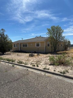 /international/us/1101-w-gallagher-fort-stockton-tx-110107233530/