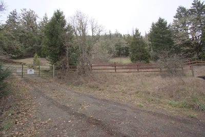 /international/us/3541-willis-creek-rd-winston-or-110097638108/