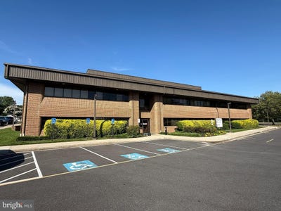 /international/us/560-riverside-drive-salisbury-md-110100316069/