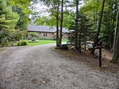 /international/us/5376-w-oak-point-road-ludington-mi-110119994443/