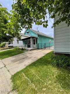 /international/us/3616-newark-avenue-cleveland-oh-110101455827/