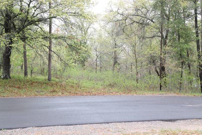 /international/us/oaks-court-danbury-wi-110108073821/