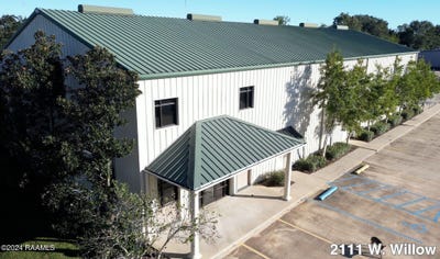 /international/us/2111-w-willow-street-lafayette-la-110093422598/