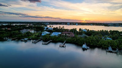 /international/us/3605-s-ocean-boulevard-south-palm-beach-fl-110101509939/