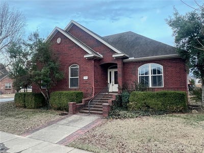 /international/us/6517-n-tall-oaks-loop-springdale-ar-110107894269/