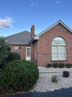 /international/us/131-e-163rd-street-south-holland-il-110102505633/