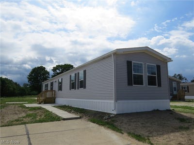 /international/us/2659-lake-breeze-drive-madison-oh-110107038282/