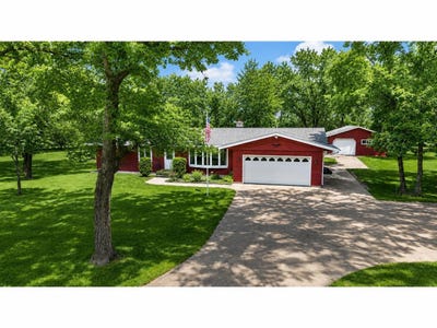 /international/us/1603-mn-23-waite-park-mn-110119345322/