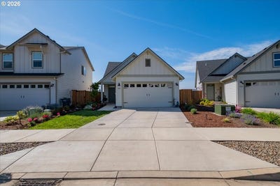 /international/us/948-laurel-pl-silverton-or-110108551727/