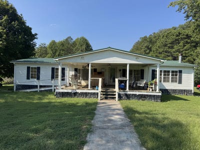 /international/us/743-hamblin-hollow-rd-lot-1404-us-25w-williamsburg-ky-110120001486/