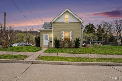 /international/us/422-n-1st-street-pacific-mo-110107213932/