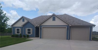 /international/us/916-cedar-court-paola-ks-110120581635/