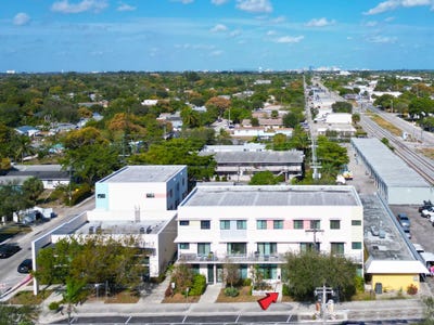 /international/us/1110-lucerne-avenue-lake-worth-fl-110096852066/