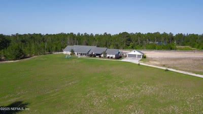 /international/us/7680-county-road-315-melrose-fl-110097011370/