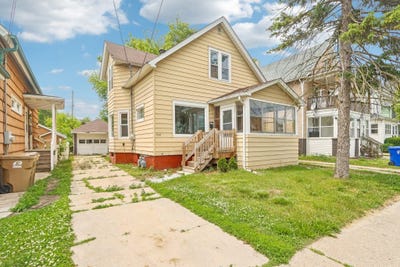 /international/us/6118-25th-ave-kenosha-wi-110108691146/