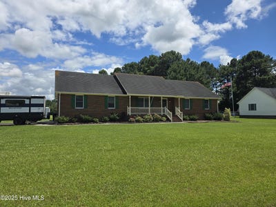 /international/us/106-betty-drive-elizabeth-city-nc-110101003210/