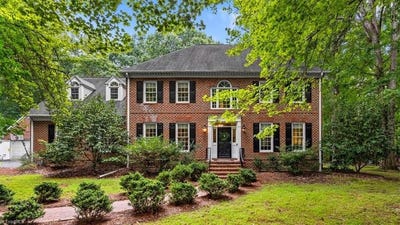 /international/us/1035-viewmont-drive-asheboro-nc-110120128900/