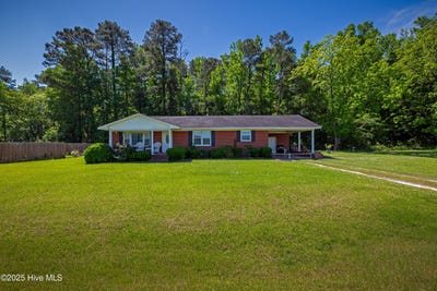 /international/us/4173-middle-road-trenton-nc-110100221474/