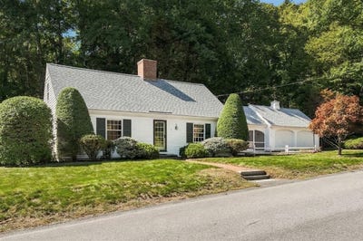 /international/us/15-pleasant-view-avenue-concord-nh-110120019150/