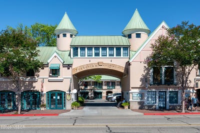 /international/us/485-alisal-road-solvang-ca-110108919628/
