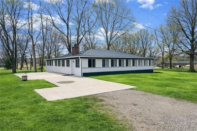/international/us/170-ne-1011-road-knob-noster-mo-110106119748/