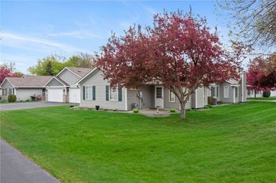 /international/us/8524-telford-crossing-brooklyn-park-mn-110107877046/
