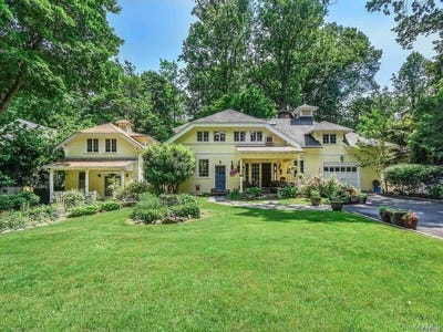 /international/us/6-tower-rd-glen-cove-ny-110108959561/
