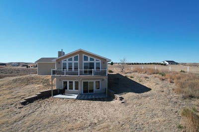 /international/us/226-dunes-parkway-south-brule-ne-110106296588/