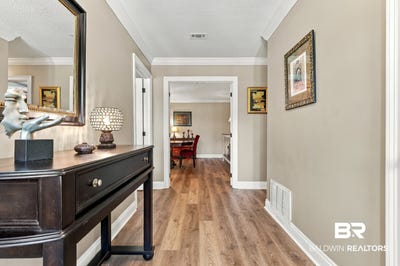 /international/us/10940-gayfer-road-ext-fairhope-al-110110278672/