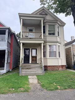 /international/us/260-3rd-avenue-troy-ny-110110323020/