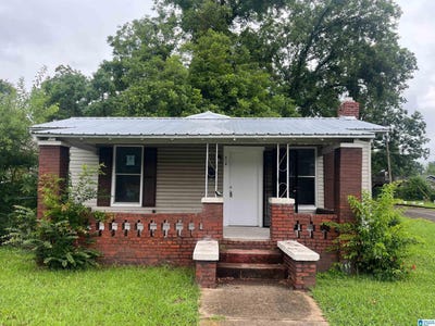 /international/us/616-62nd-street-fairfield-al-110119935219/