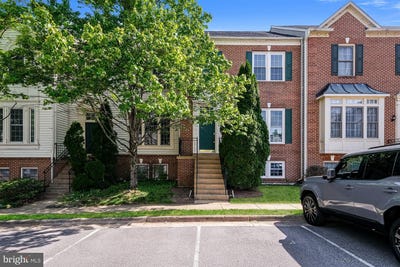 /international/us/6270-levi-court-springfield-va-110107827659/