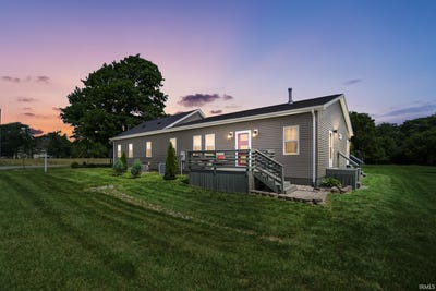/international/us/6033-n-200-e-road-huntington-in-110108630472/