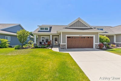 /international/us/6424-copperleaf-court-holland-mi-110108488694/